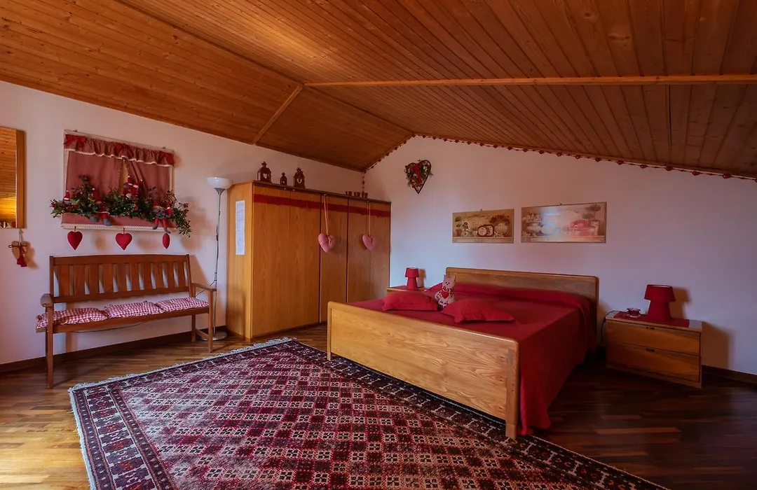Ai Due Pini B&B-1